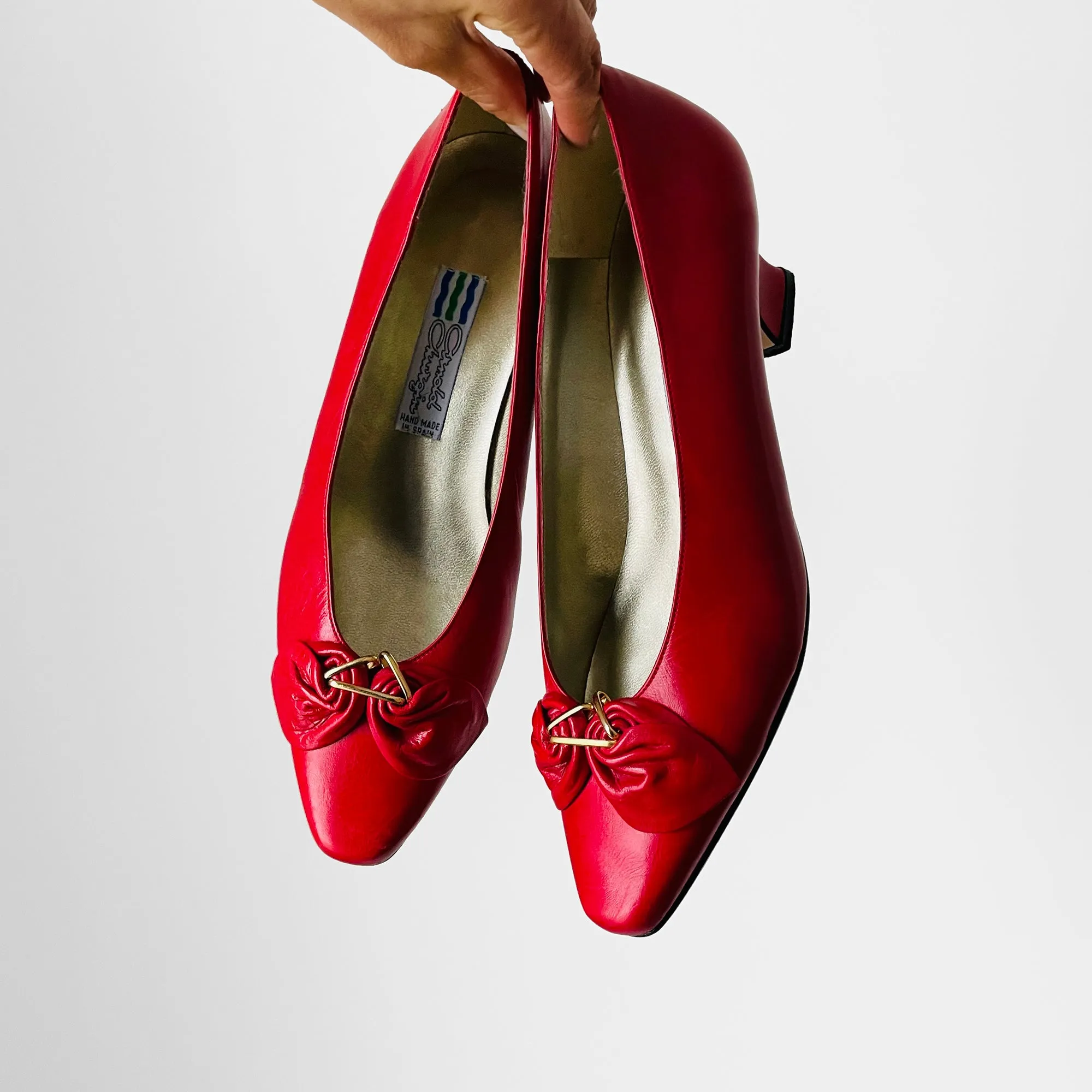 1980s Cherry Red Gold Leather Arnold Churgin Low-Heeled Slip-On Shoes - Sz. 6.5