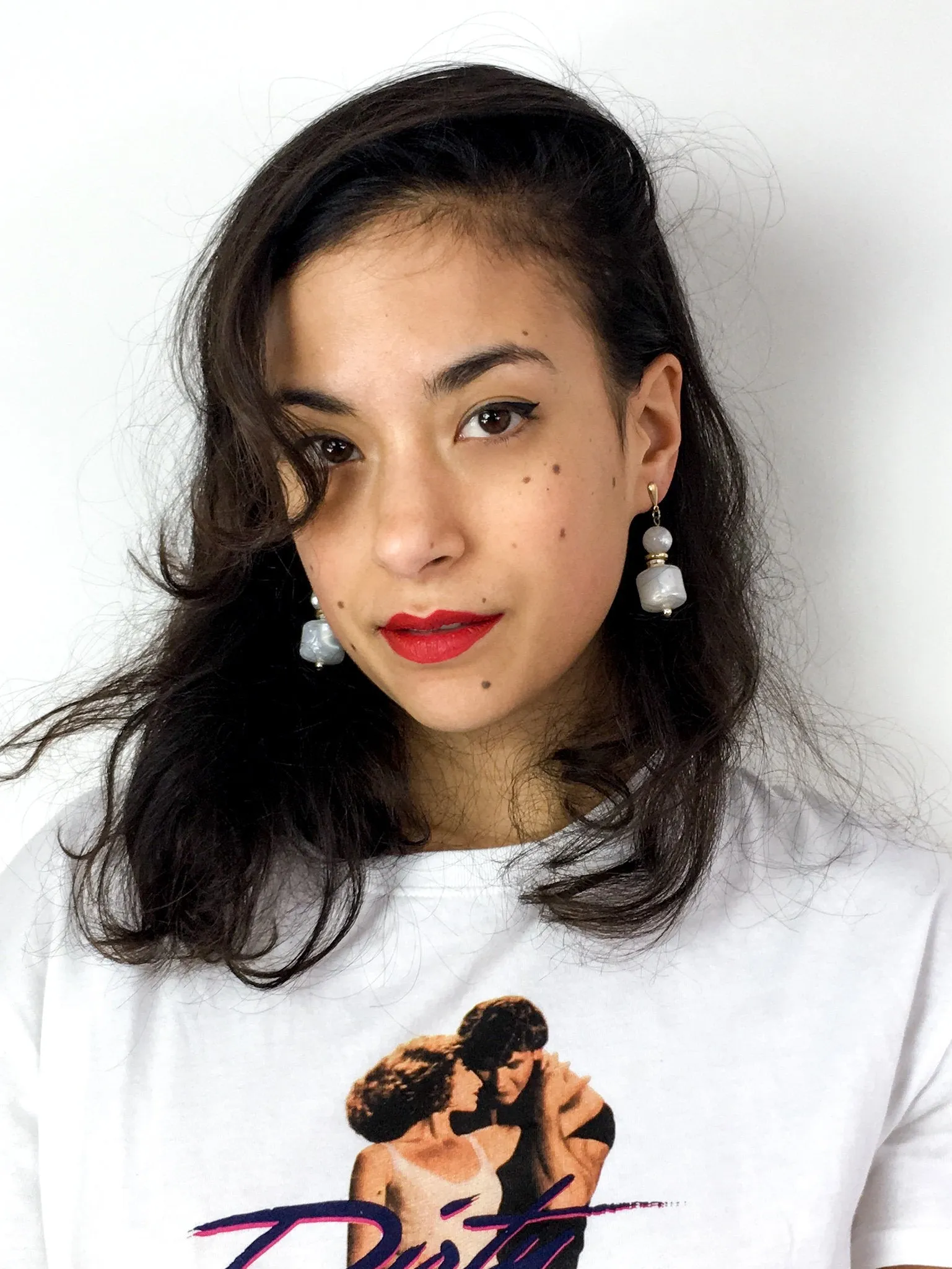 70s vintage white clip-ons 💌 FREE SHIPPING