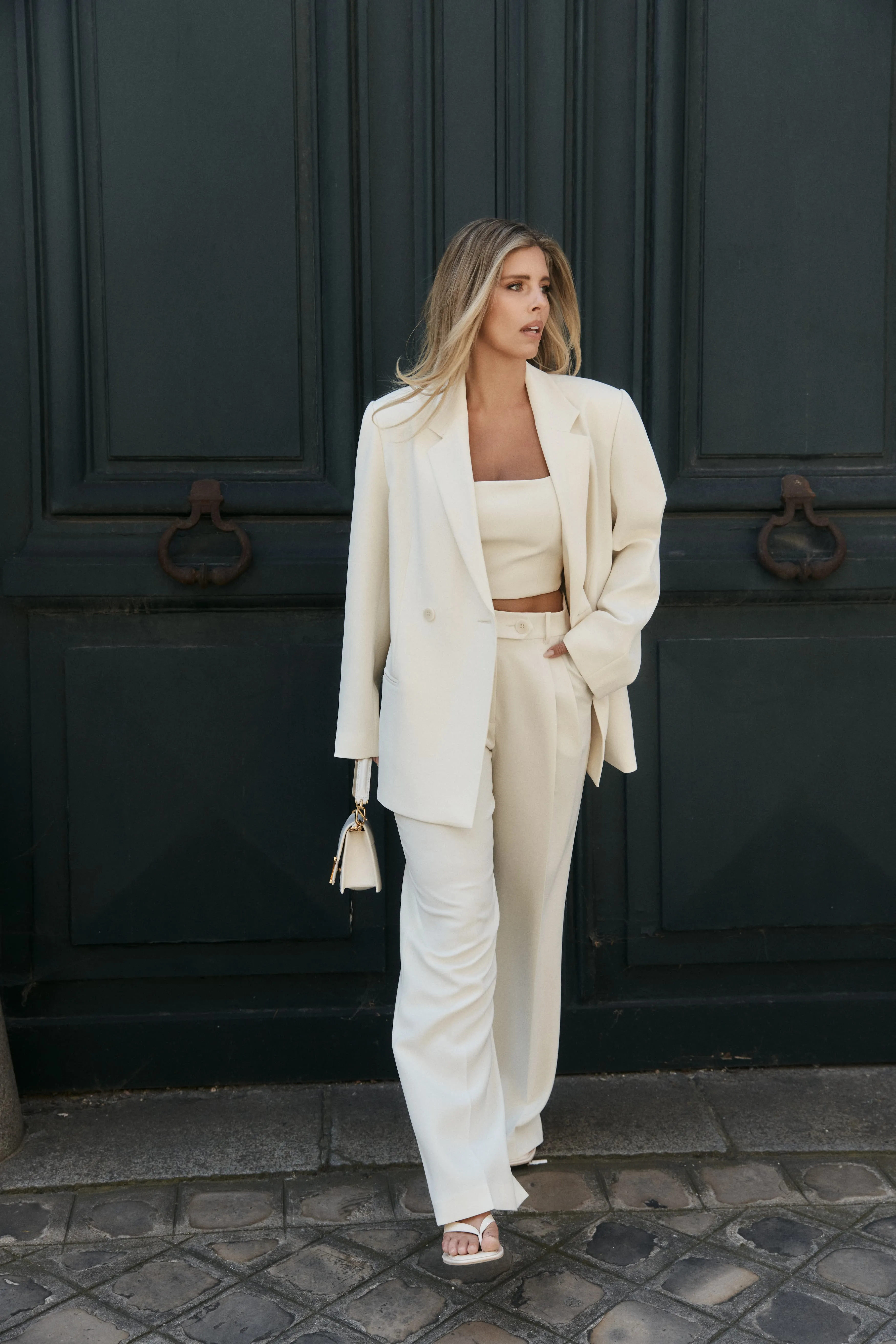 IVORY CREPE CROP TOP