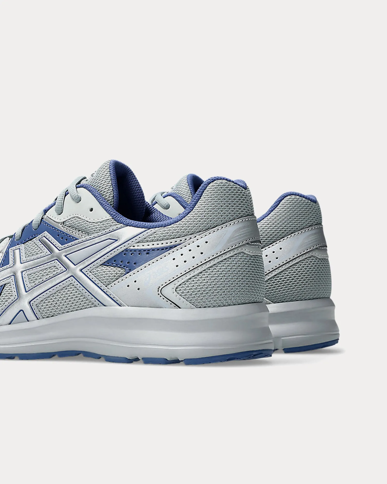 JOG 100S Piedmont Grey / Pure Silver Low Top Sneakers