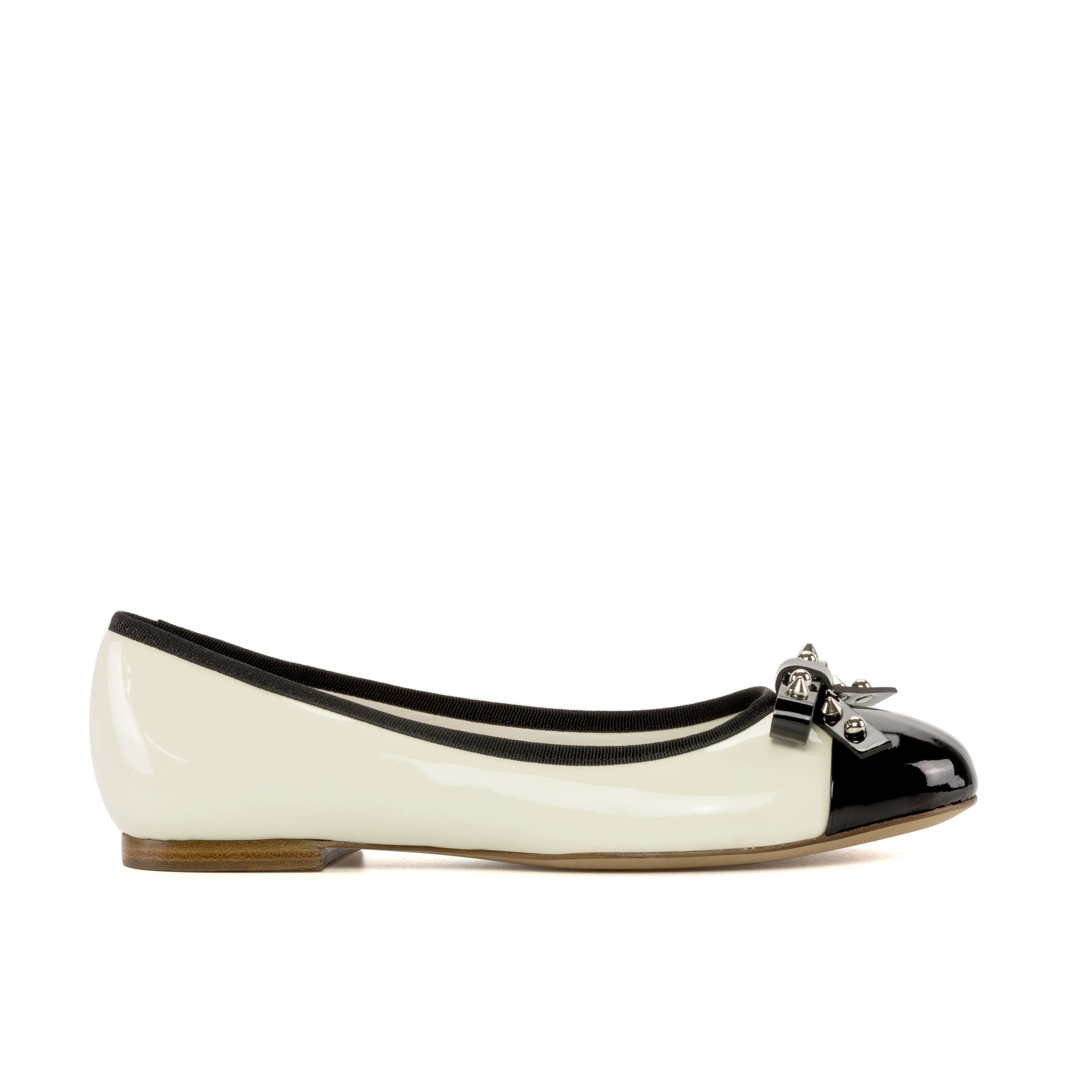 Laurina Padua Flat