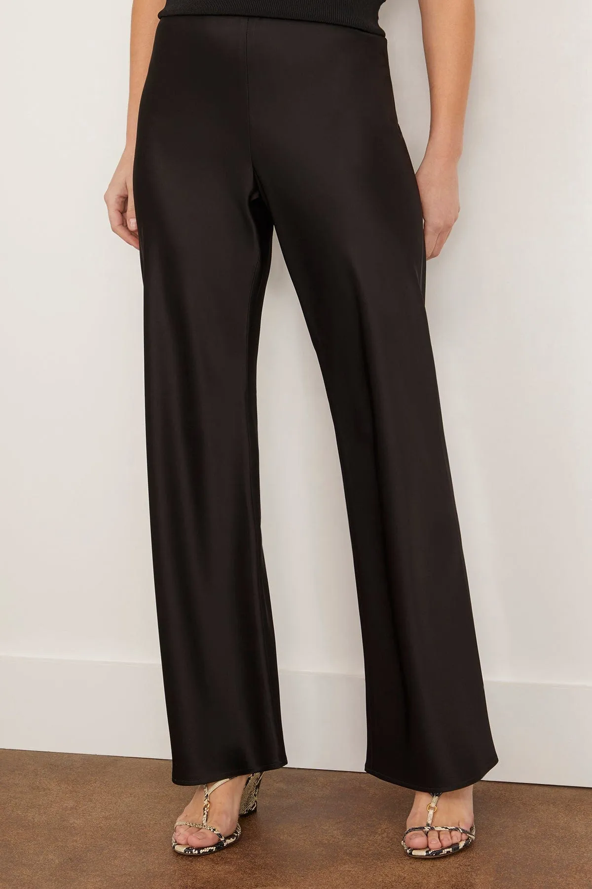 Myrna Pant in Black