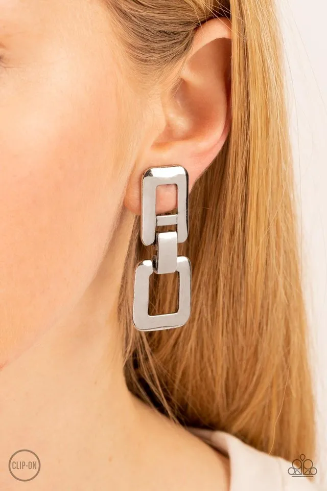 Paparazzi Earring ~ FRAME-ous Last Words - Silver