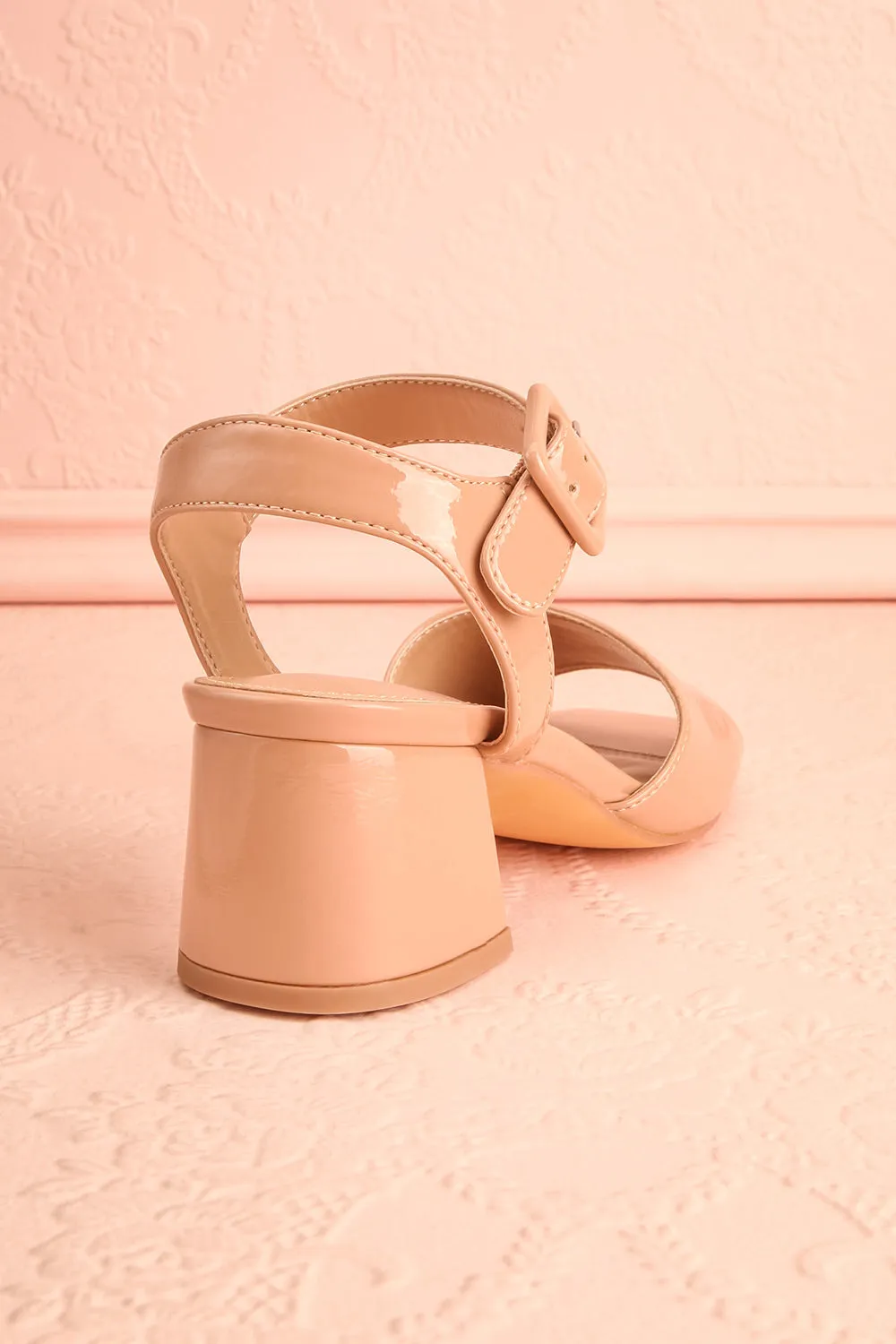 Rocita Beige | Glossy Heeled Sandals