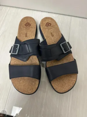 Sandals Flats By Clarks In Navy, Size: 10