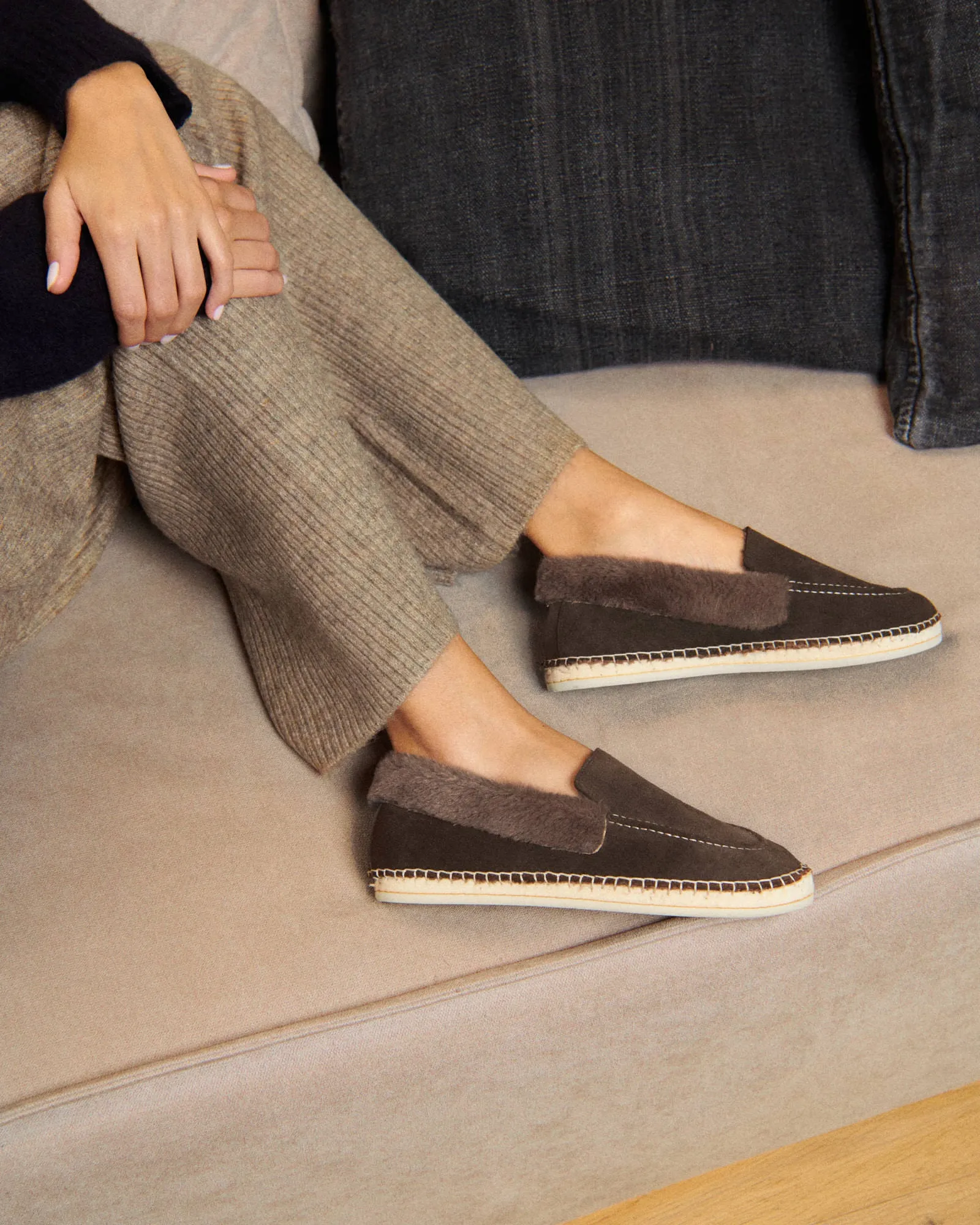 Suede With Faux Fur Loafers Espadrilles - R59LW - Cortina Cocoa
