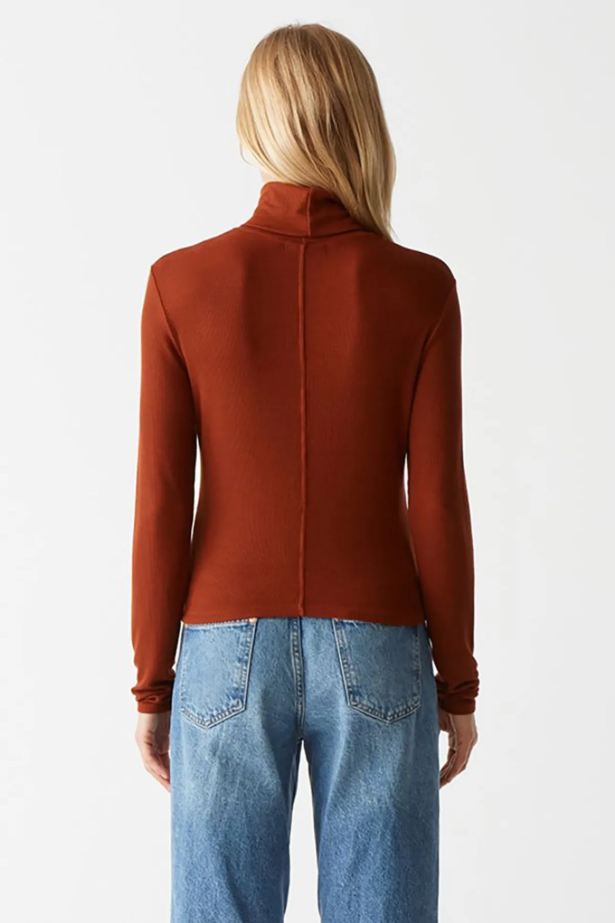 Tara Crop Turtleneck