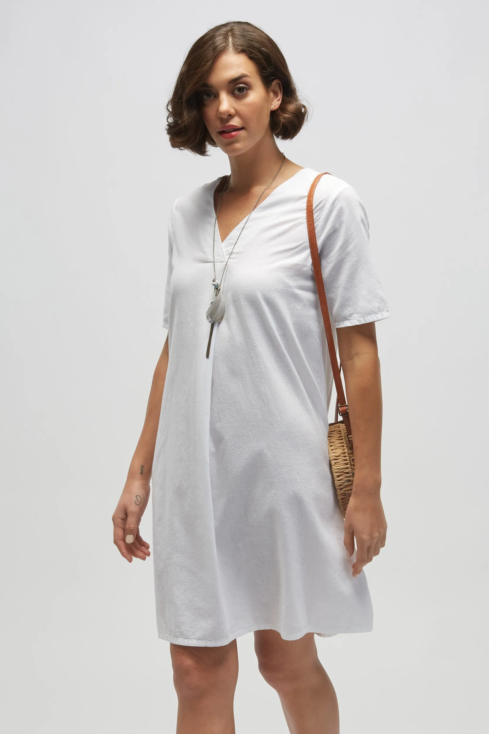 V-NECK DRESS