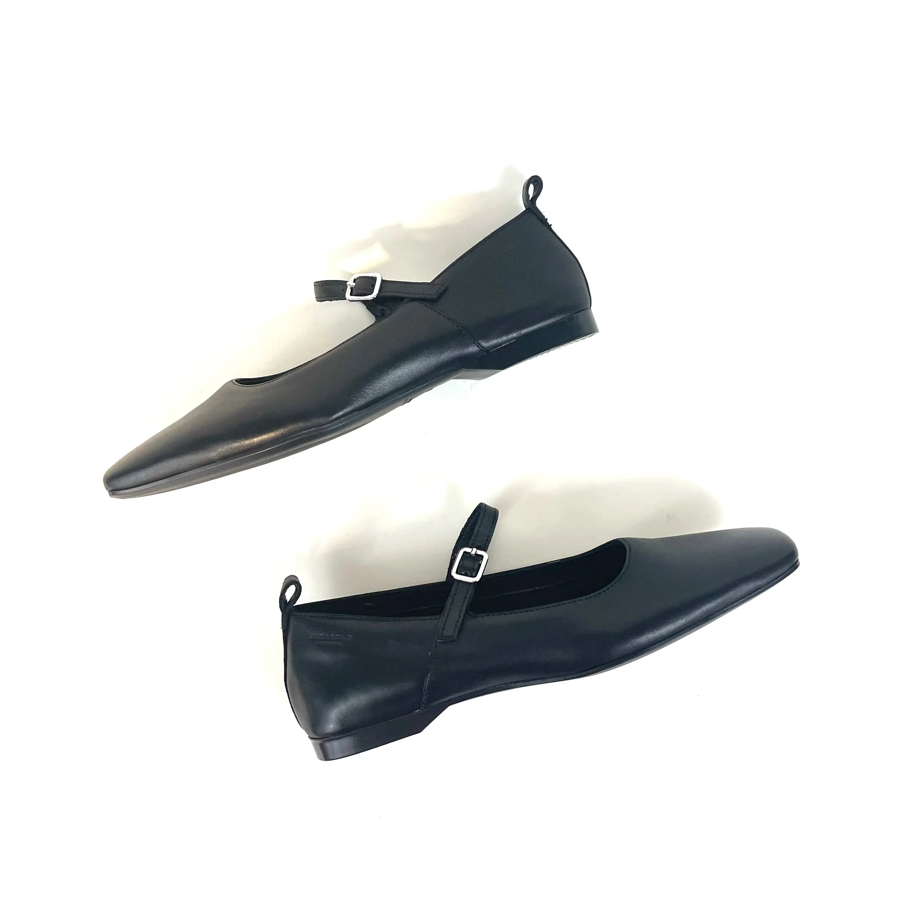 Vagabond - Delia (Black)