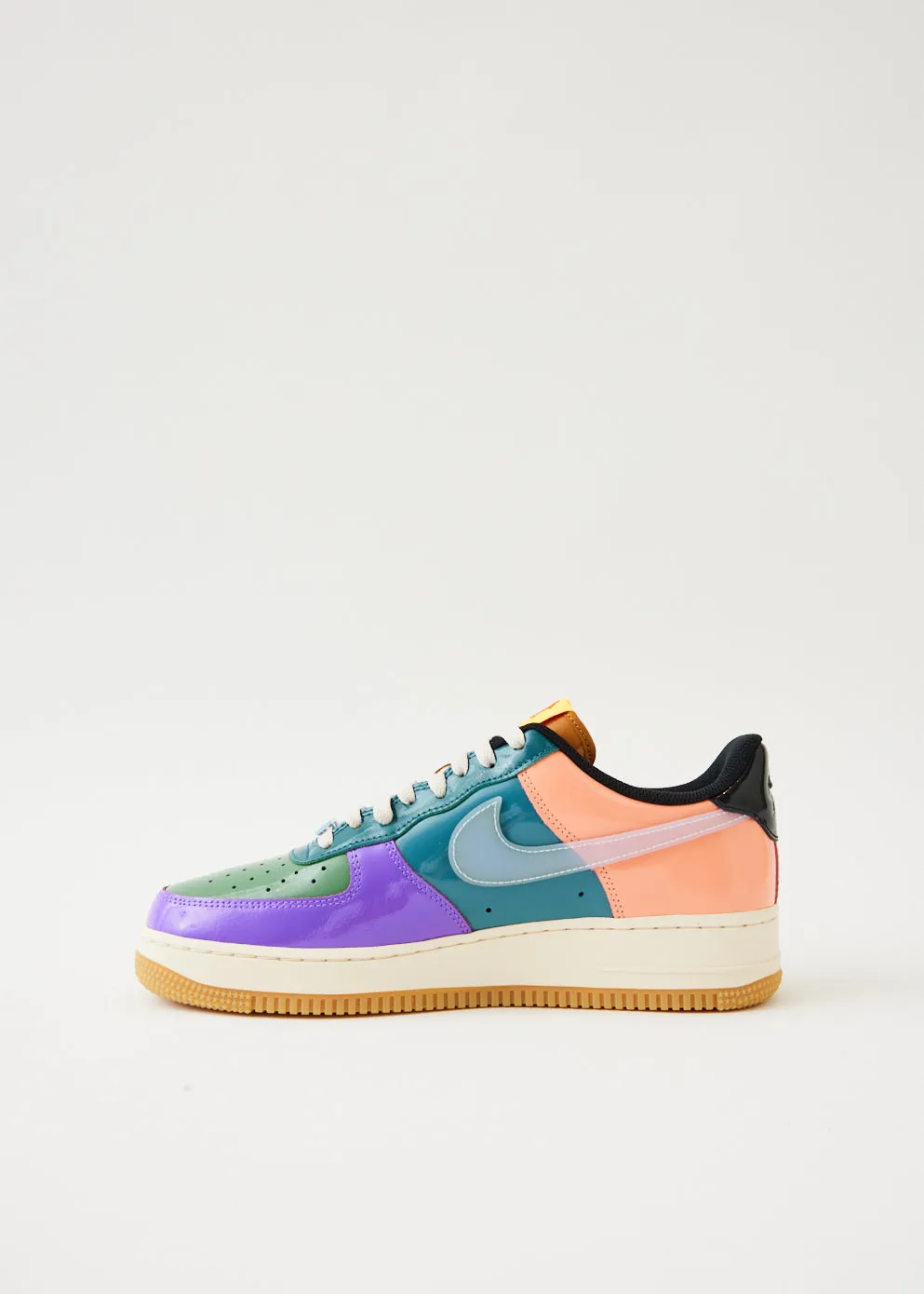 x UNDEFEATED Air Force 1 Low Sneakers